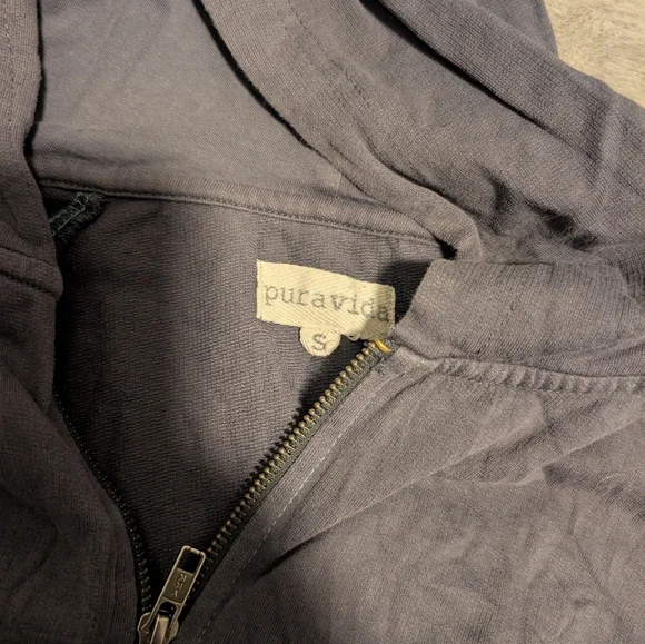 Pineapple Hoodie Pura Vida - Picture 5 of 7